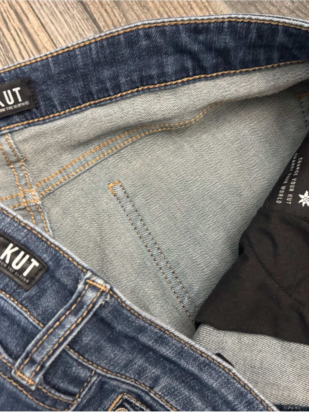 Kut from the Kloth Dark Blue Women's Bootcut Jeans KUT Womens jeans - size 12 - Picture 3 of 5